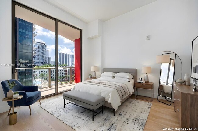 Foto del edificio - 90 NE 32nd St