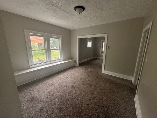 Building Photo - 12114 Soika Ave