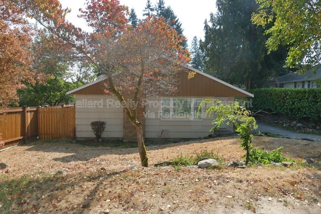 Foto del edificio - 2127 N 160th St