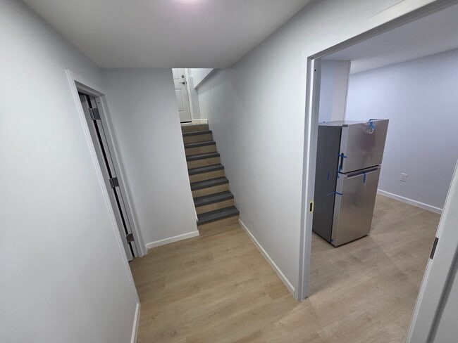 Building Photo - 3258 86th St