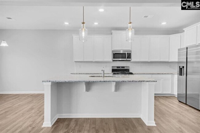 Foto del edificio - 917 Woodcreek Farms Rd