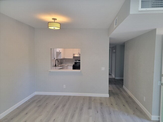 Foto del edificio - 3457 E Pima St