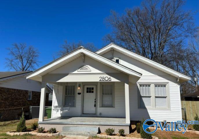 Foto principal - 2806 7th Ave SW