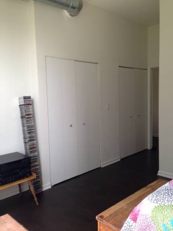 Master Bedroom - 950 W Leland Ave