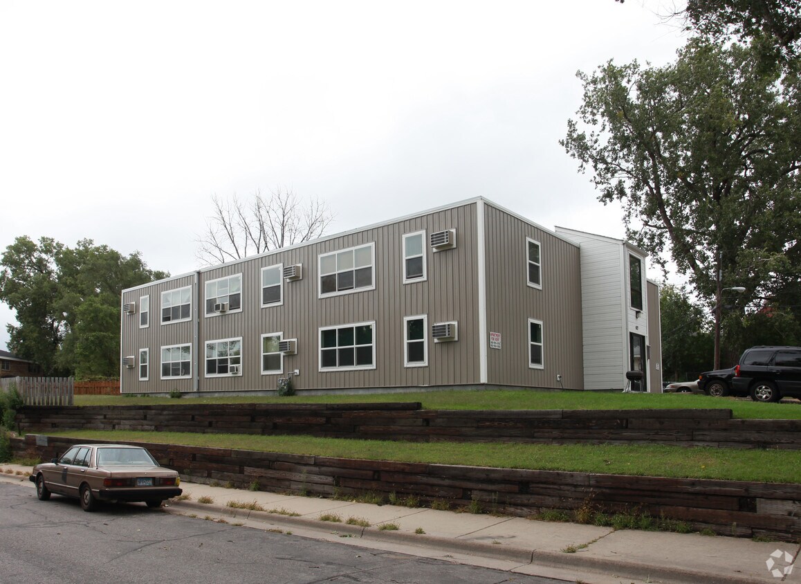 627 Polk St NE, Minneapolis, MN 55413 Apartments in Minneapolis, MN