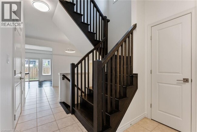 Building Photo - 68 Dodman Cres