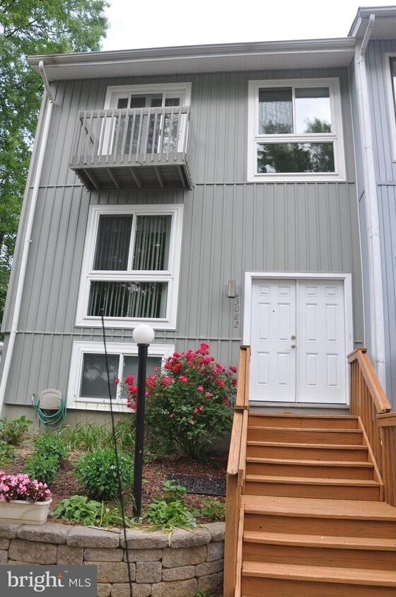 3082 Sugar Ln, Vienna, VA 22181 Townhome Rentals in Vienna VA