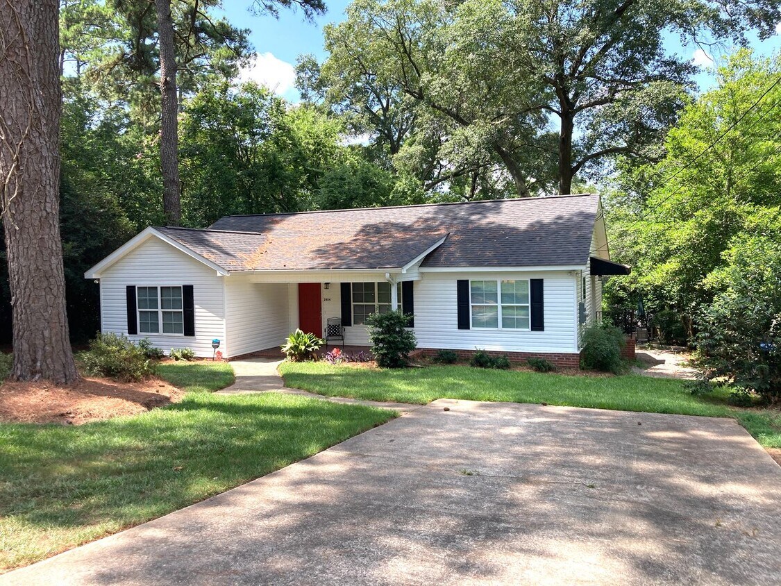 Primary Photo - Charming 3 bed, 3 bath Home in Prime Augus...
