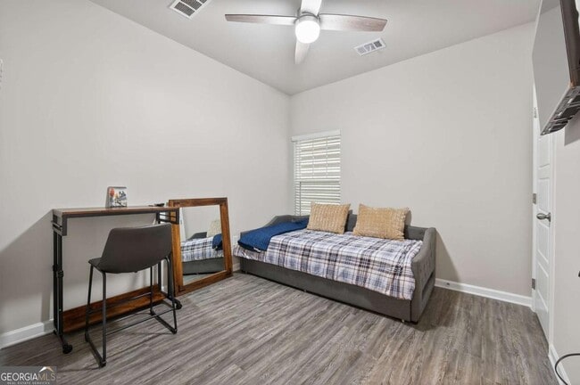 Building Photo - 2110 Wesson Ct
