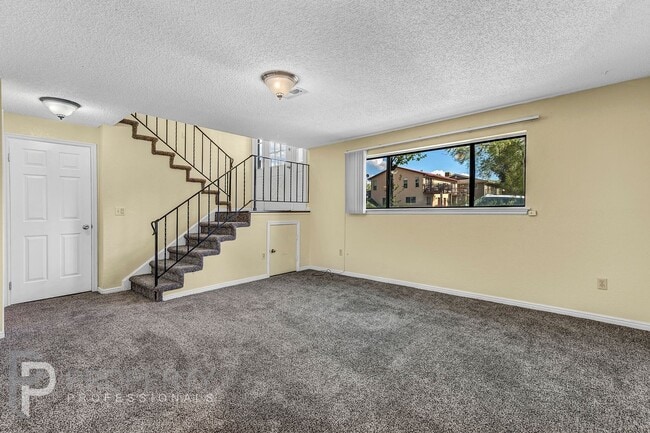 Foto del edificio - 508 E 7th St