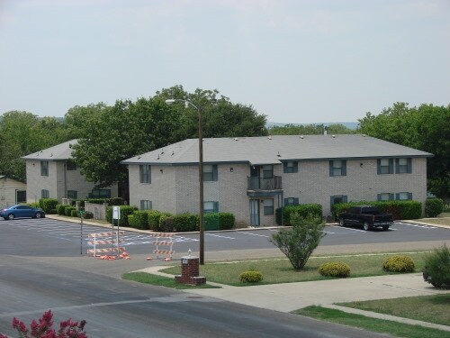Building Photo - 302/305 Avenue F