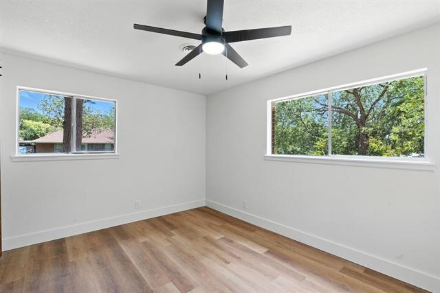 Building Photo - 1423 W Ball St