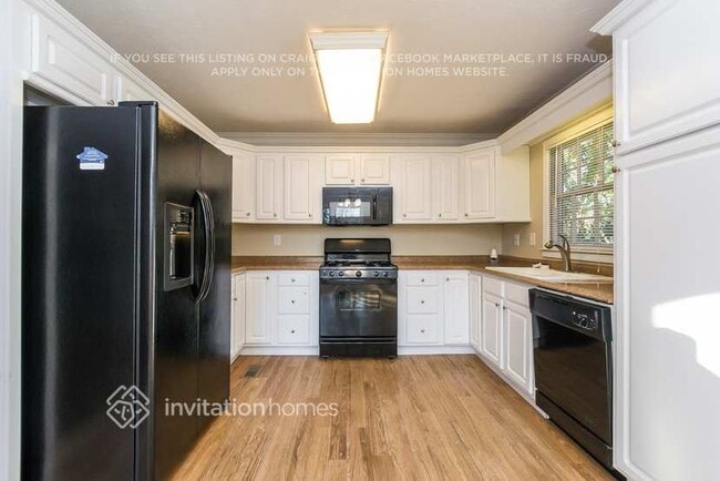 Building Photo - 297 Old Hickory Way