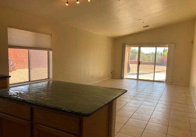 Building Photo - HUGE LOT IN POPULAR GATED COMMUNITY!