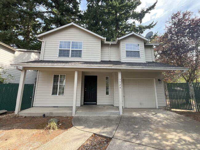 Building Photo - Spacious 4-Bedroom Home with Fireplace & C...