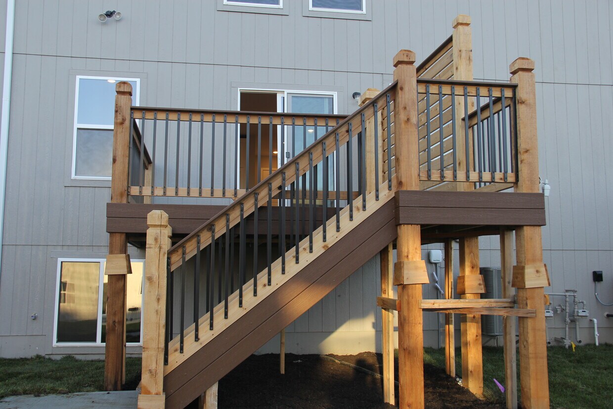 Building Photo - PKR Investments LLC(3715SWClaytonDR-Prem&Kiran&Rama)