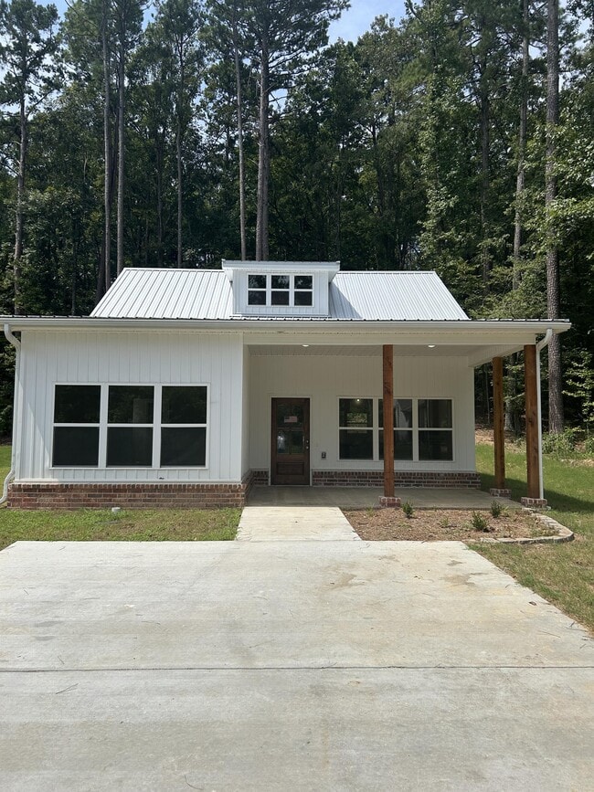 Building Photo - 226 Scenic Dr