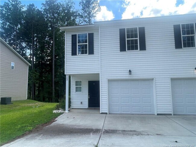 Foto del edificio - 703 Georgetown Cir