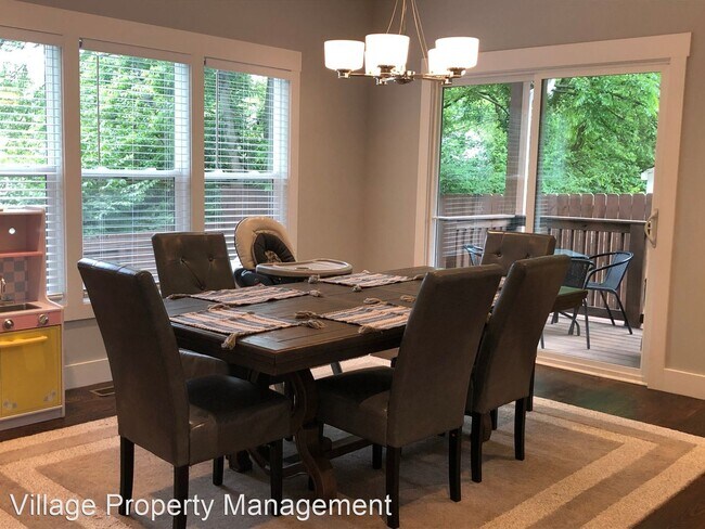 Foto del edificio - 3 br, 2.5 bath House - 702 B Waco Drive