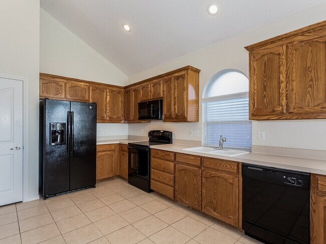Building Photo - 3804 Wellsburg Way
