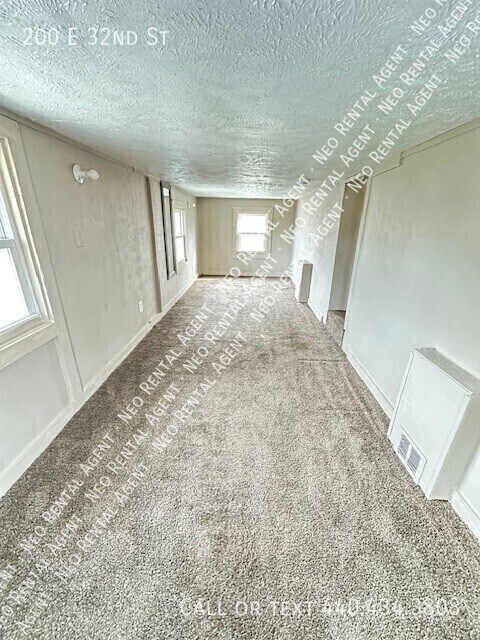 Foto del edificio - 200 E 32nd St