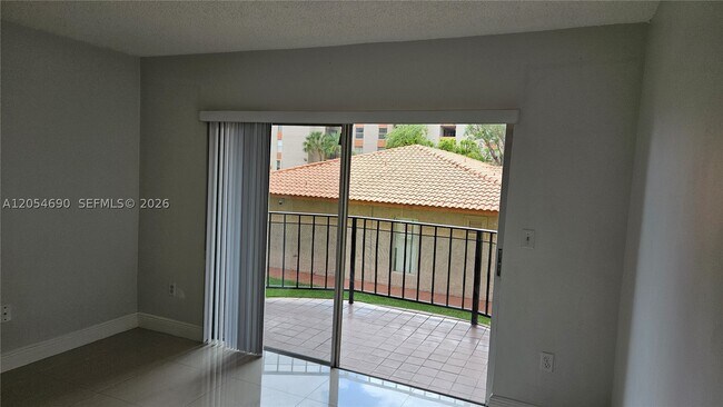 Foto del edificio - 5201 NW 7th St