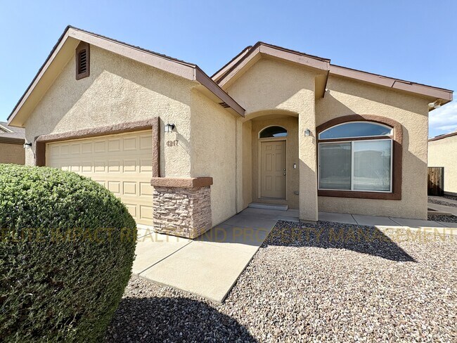 Foto del edificio - 4247 E White Water Dr