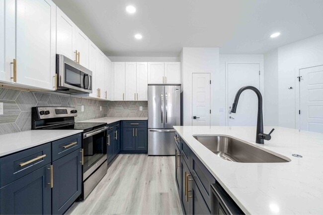 Slate, Scottsdale, AZ, Vacant Kitchen - Slate Scottsdale