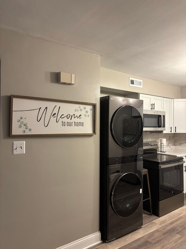 Foto del edificio - Georgia Street Apartments