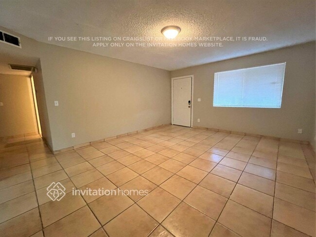 Building Photo - 5626 N 71st Ave
