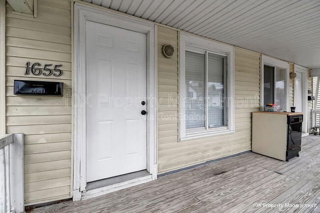 Building Photo - 1655 S 4th St