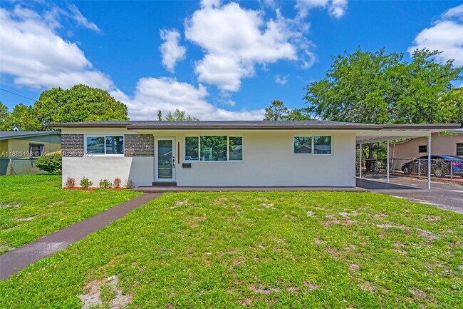 Foto del edificio - 741 NW 175th Dr