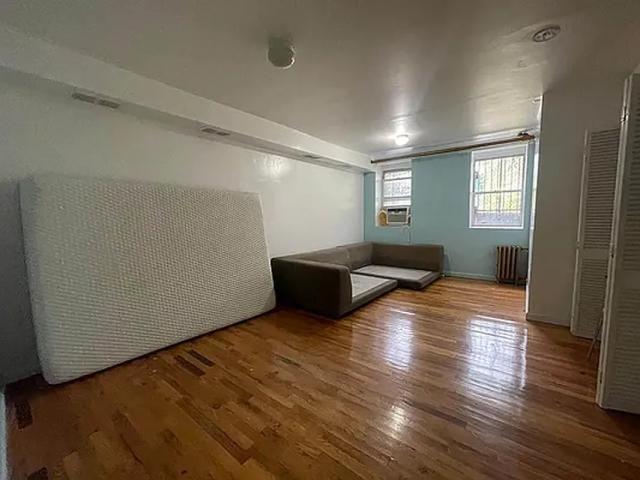 Foto del edificio - 1 bedroom in BROOKLYN NY 11221