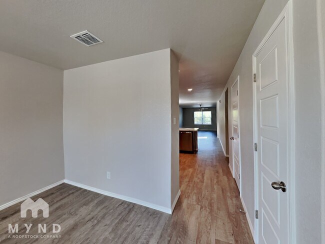 Building Photo - 3704 Colemans Run