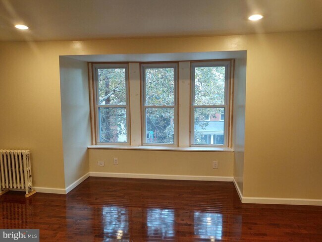 Foto del edificio - 224 Woodbine St