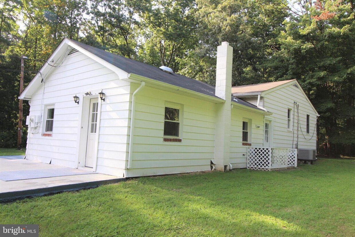 5834 Loreley Beach Rd, White Marsh, MD 21162 House Rental in White