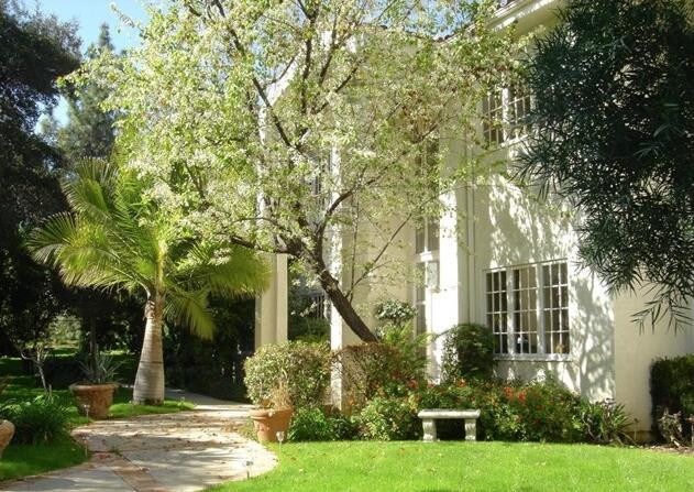 4925 Oakwood Ave La Cañada Flintridge Ca 91011 House For Rent In Primary Photo 4925 Oakwood Ave
