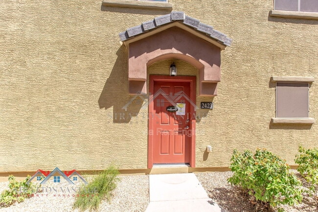 Building Photo - 2150 W Alameda Rd