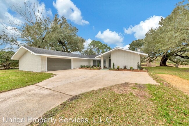 Building Photo - 4 br, 3 bath House - 100 Pamaleen Drive