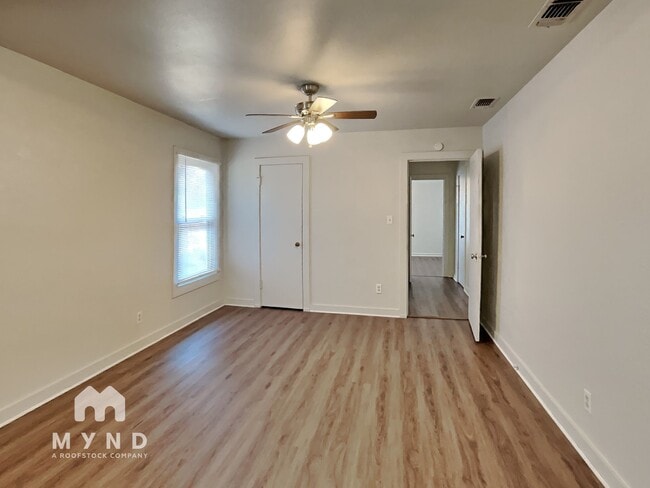 Building Photo - 508 Norton St