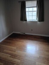 Building Photo - 3246 Kilarney Dr