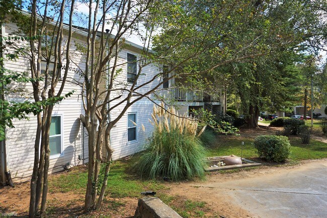 Foto del edificio - 3605 Woodbriar Cir