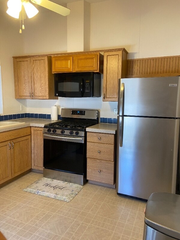 Building Photo - 7796 Cardinal Dr