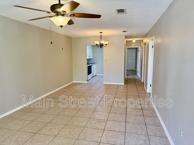Building Photo - 708 Bayshore Dr