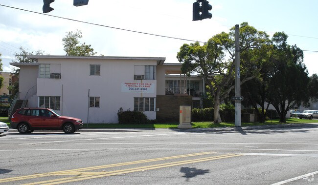 Foto del edificio - 711 Beacom Blvd