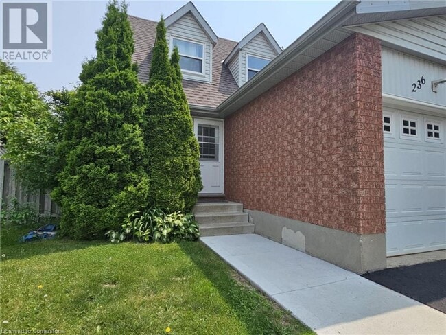 Building Photo - 236 Northview Heights Dr