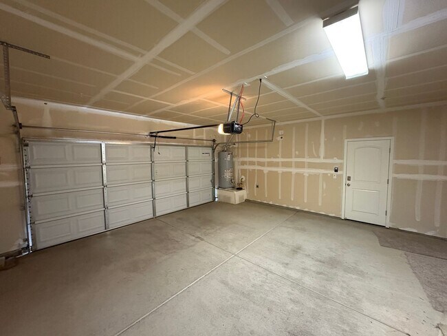 Foto del edificio - Ashton Park home Available Now!