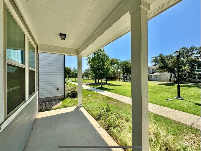 Foto del edificio - 2148 Pecan Island Dr