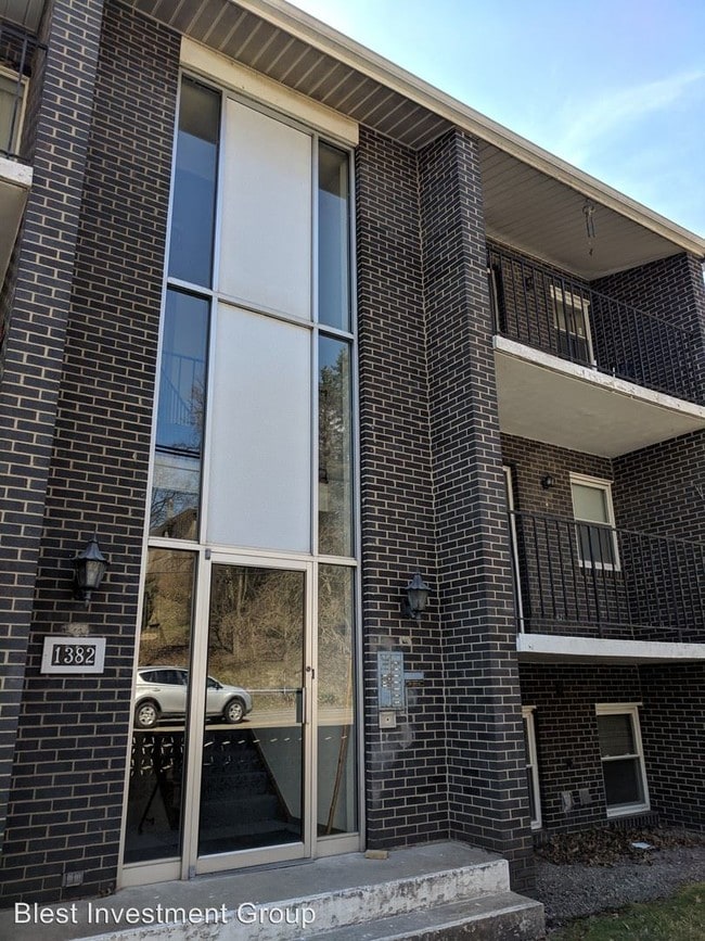 Building Photo - 1382 Bower Hill Rd