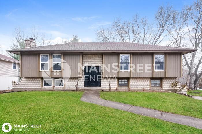 Primary Photo - 5526 N W RAINTREE DR, KANSAS CITY, MO 64152